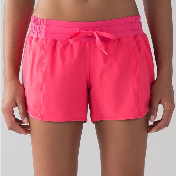 💕SOLD💕lululemon hotty hot short tall - Picture 3 of 3